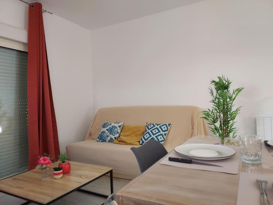 Maison Cosy 3 Chambres A La Campagne L'Abergement-Sainte-Colombe Esterno foto